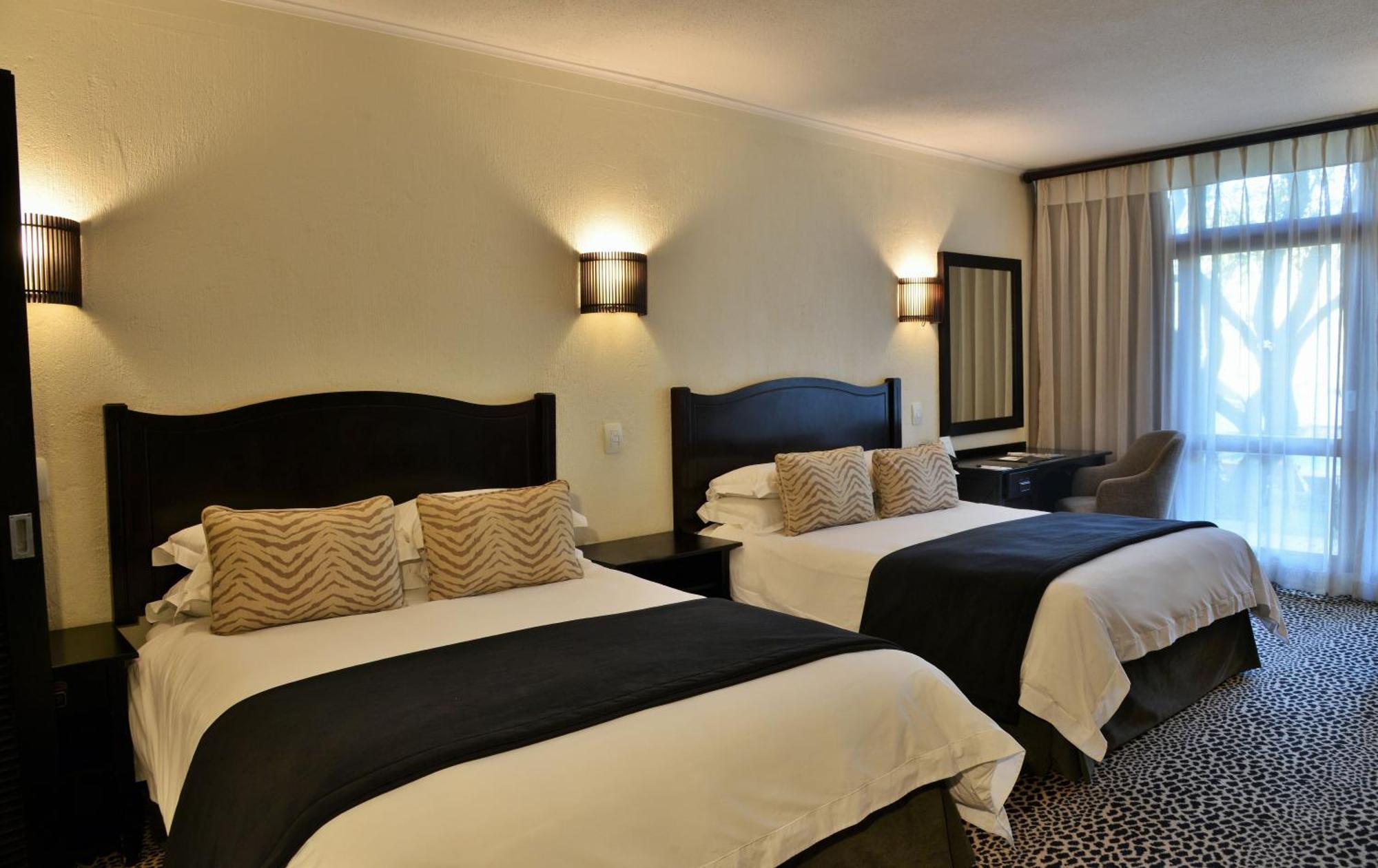 บาคูบุงบุชลอดจ์ Hotel ลีดิก ภายนอก รูปภาพ